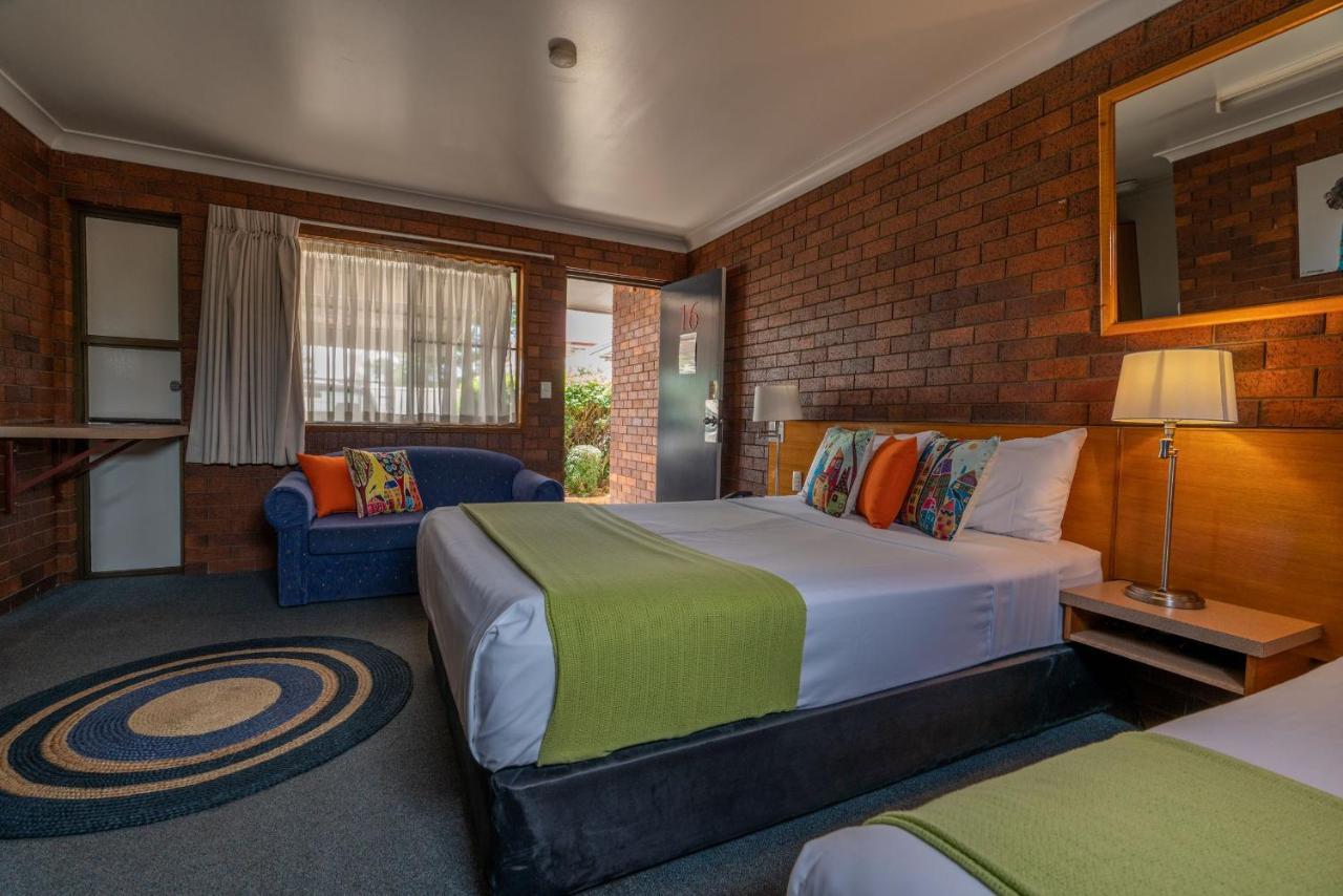 Country Pathfinder Motor Inn Dalby Ngoại thất bức ảnh