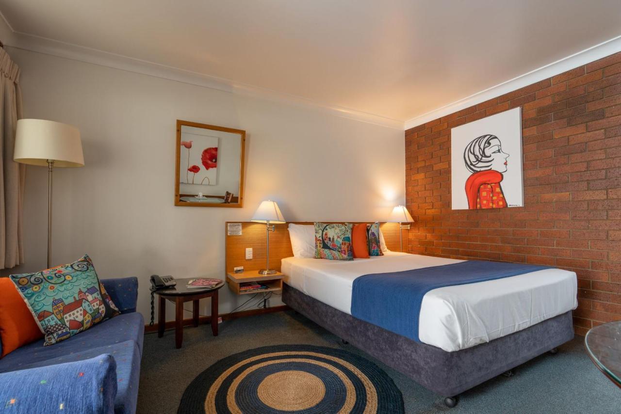 Country Pathfinder Motor Inn Dalby Ngoại thất bức ảnh
